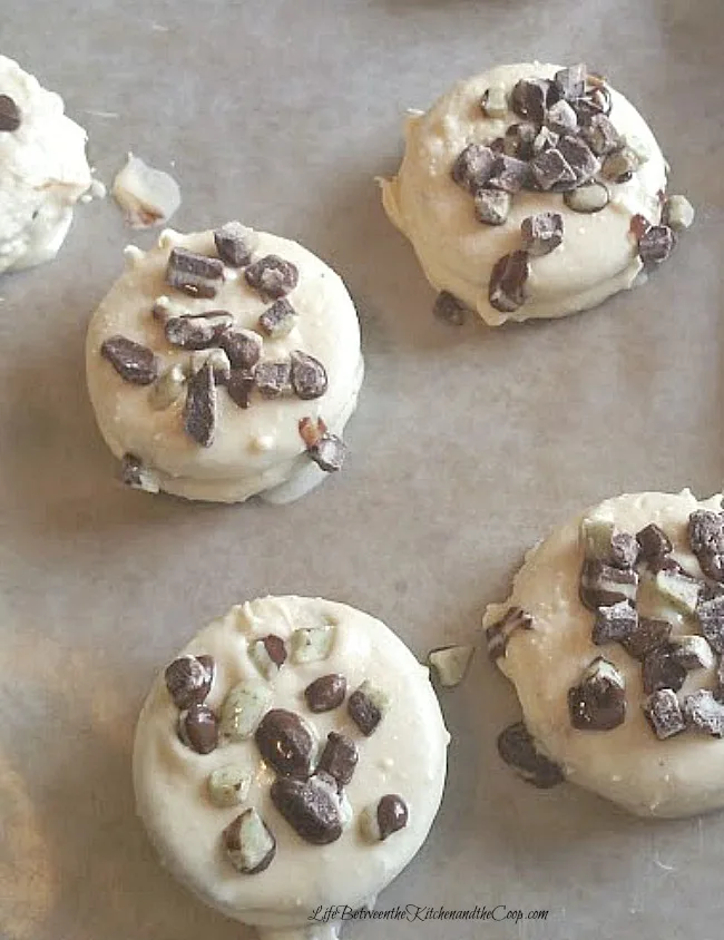 mint chocolate almond bark Christmas cookies