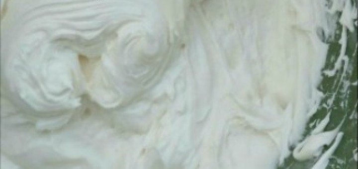 Recipe for homemade cream cheese frosting