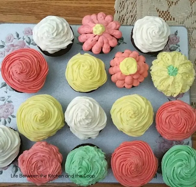 decorated cupcakes