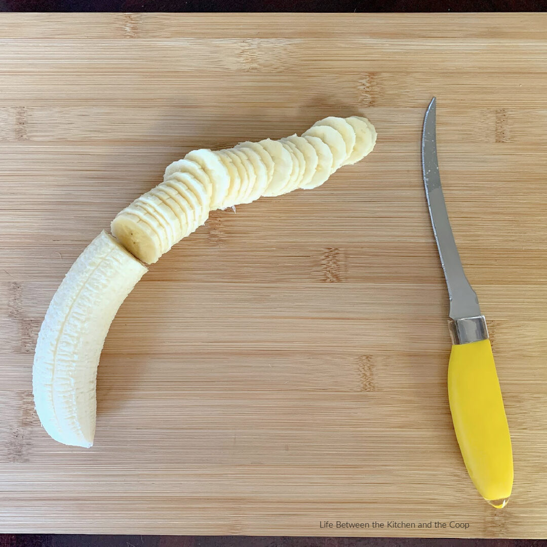 How to Dehydrate Banana Chips with Cinnamon and Sugar