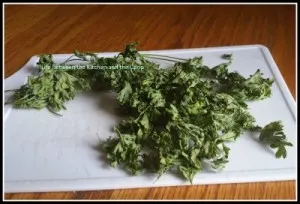 how to dry parsley