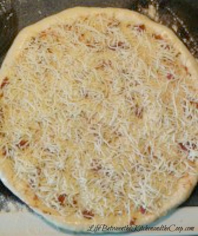 make homemade pizza