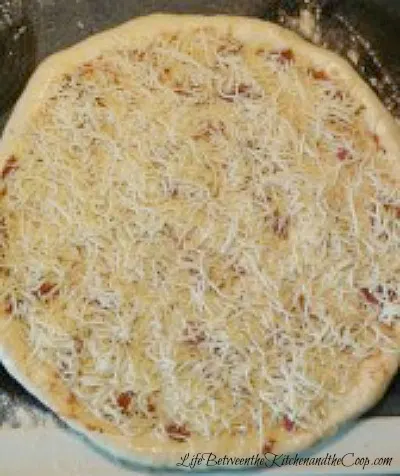 make homemade pizza