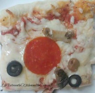 make homemade pizza