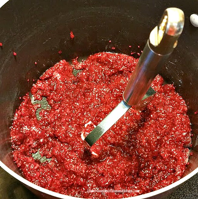 make raspberry freezer jam