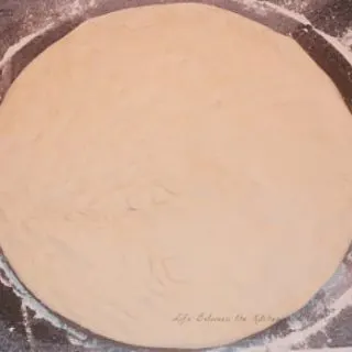 make homemade pizza dough