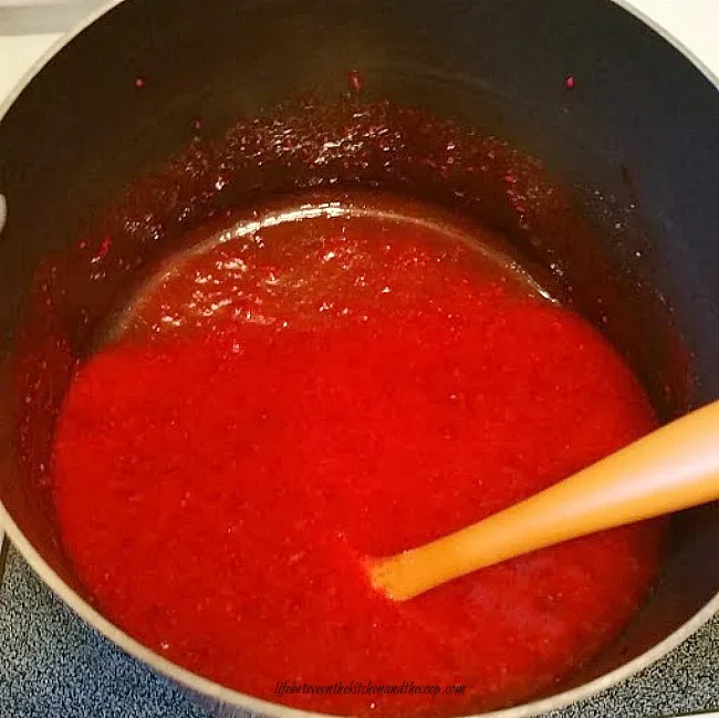 make raspberry freezer jam