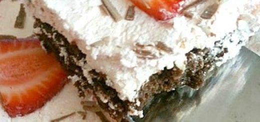 strawberry brownies